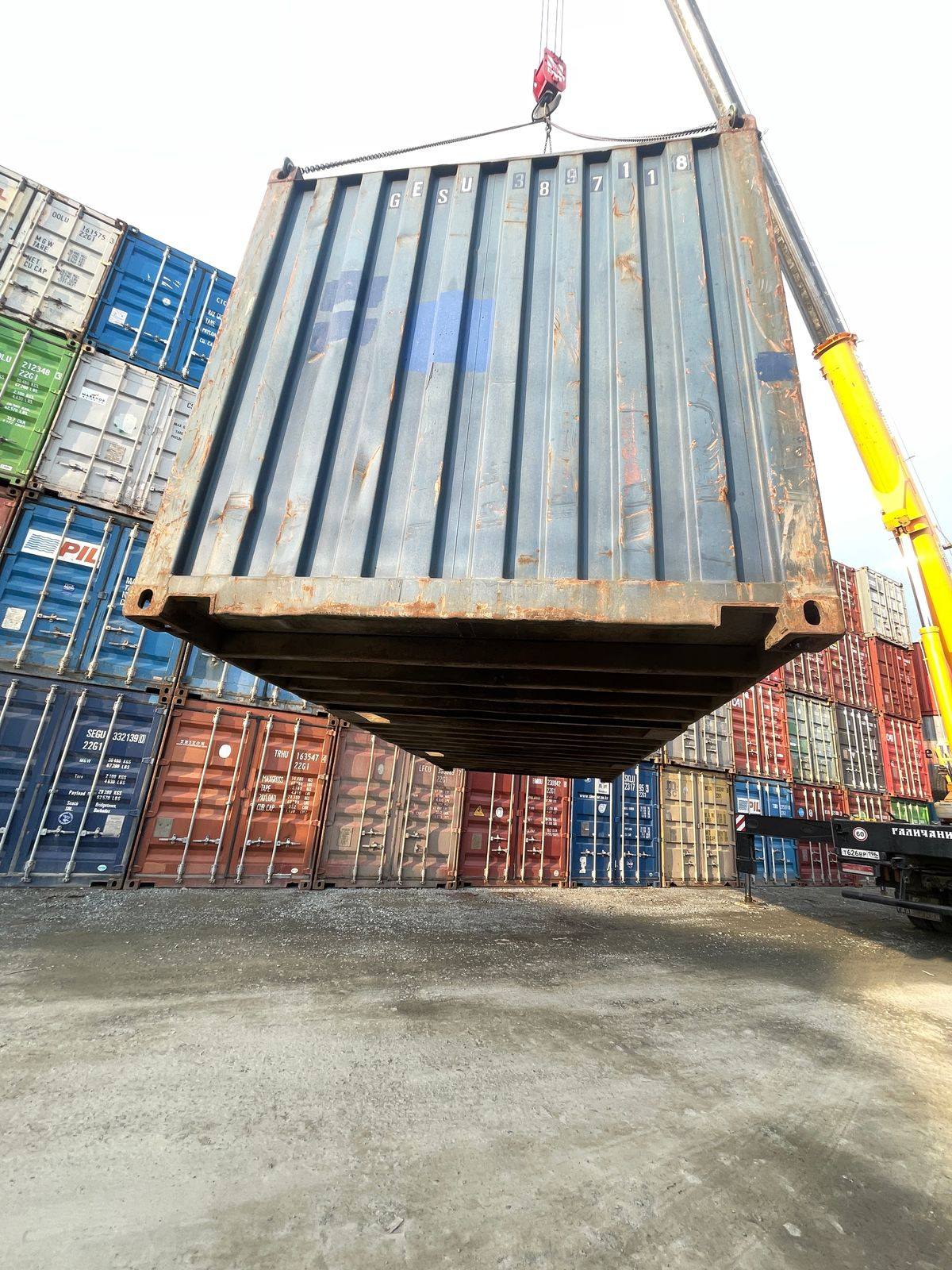 Морской контейнер GESU3897118